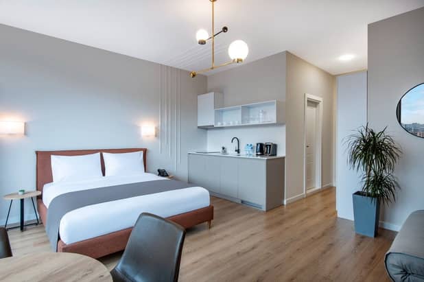 STEPS Batumi Hotel &amp; Suites Galeri